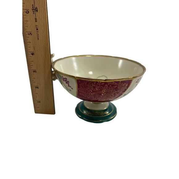 Vintage Occupied Japan Hand-Painted Large Teacup & Saucer Set With Grape Design - Picture 7 of 13